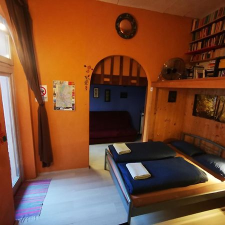 High Sky Apartment Budapeste Exterior foto