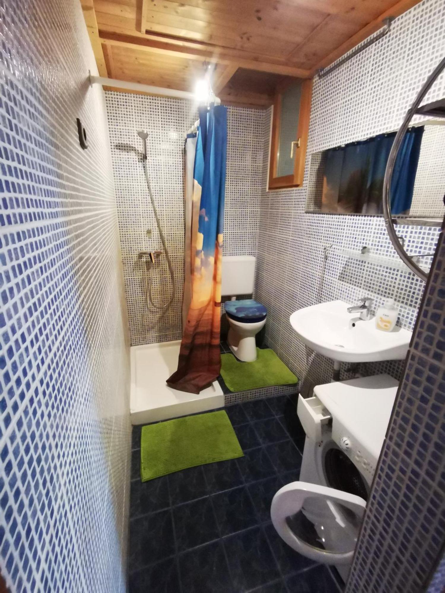 High Sky Apartment Budapeste Exterior foto